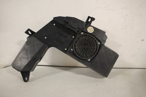 Subwoofer audi avant - audi,