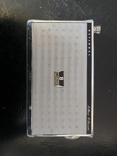 Vintage National 2 Band 8 Transistor Radio Model T-46H. Non Testato.