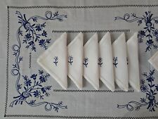 Tovaglia ricamata a mano in