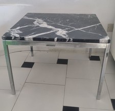 knoll tavolo basso.Modello