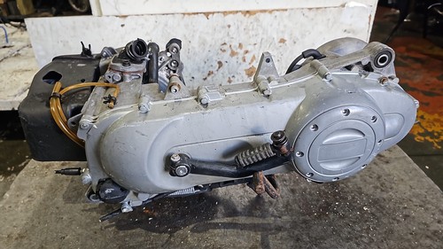 Motore semi completo - completo, per