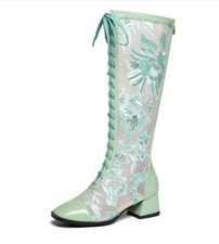 Stivali donna stringati