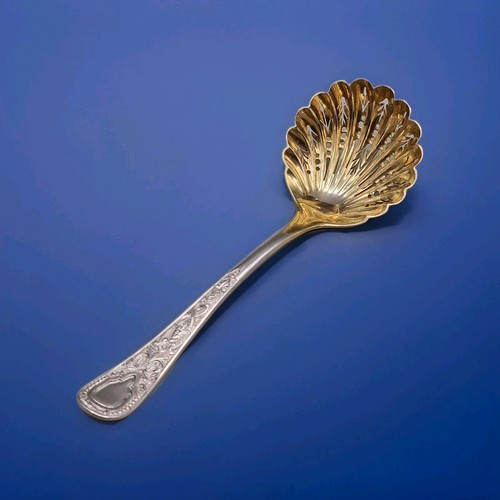 Antico cucchiaio setaccio