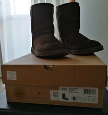 UGG Australia Classic Short Stivaletti Donna Usato n. 37 EU Marrone scuro