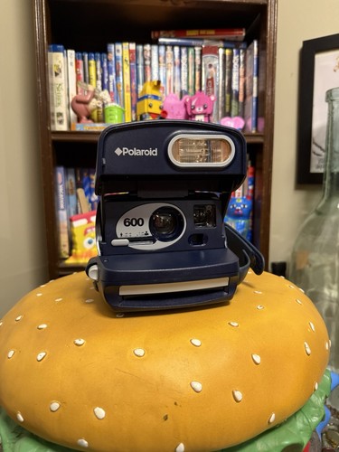 Vintage polaroid 600 instant - 600,