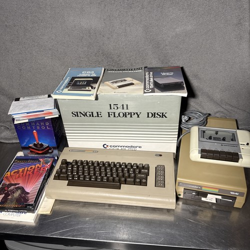 Commodore computer lot 1541 - computer,