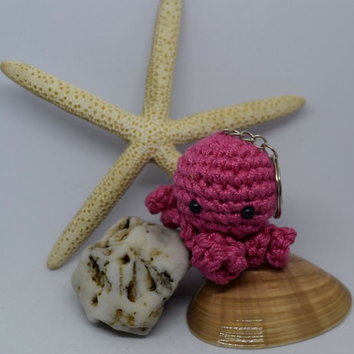 Portachiavi amigurumi forma - , di