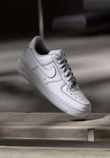 Nike Air Force 1 07 Triple