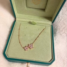 Collana con ciondolo