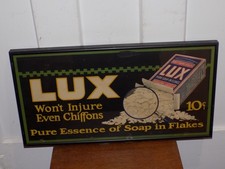 Insegna vintage Lux in cartone