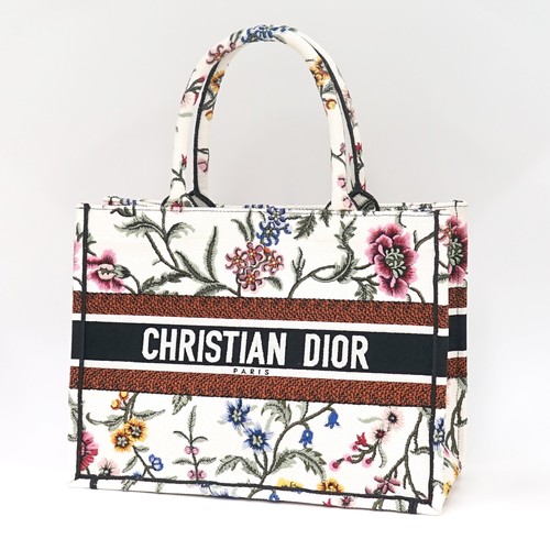 Christian dior flower book - dior,