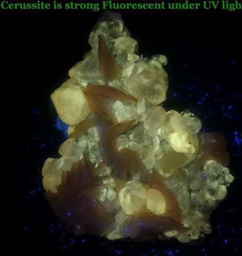 Cerussite scintillante