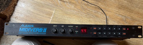 Alesis midiverb - /,