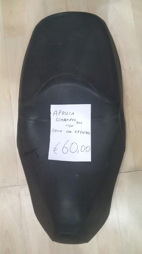 Sella aprilia scarabeo 300 - sella,
