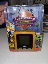 Cube World -Block Bash -Radica