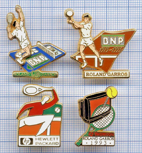 Lot pins arthus bertrand - lot,