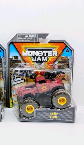 2022 spin master - 2022, monster