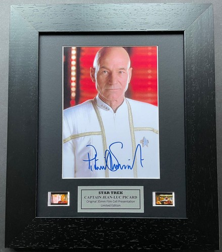 Star trek picard signed - star,