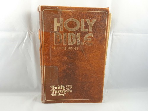 Holy bible kjv giant print - bible,