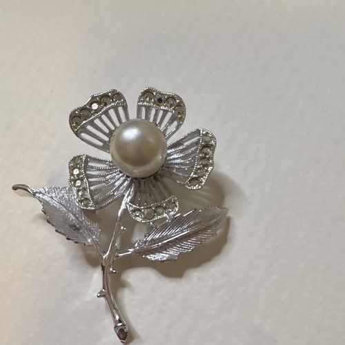 Insegna spilla fiore - spilla, strass
