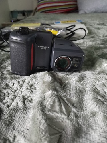 Nikon coolpix 995 - nikon,