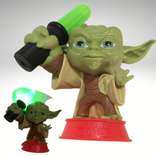 DISNEY STAR WARS YODA FIGURE