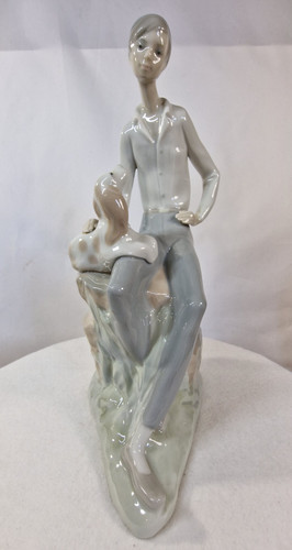Statuina porcellana spagnola