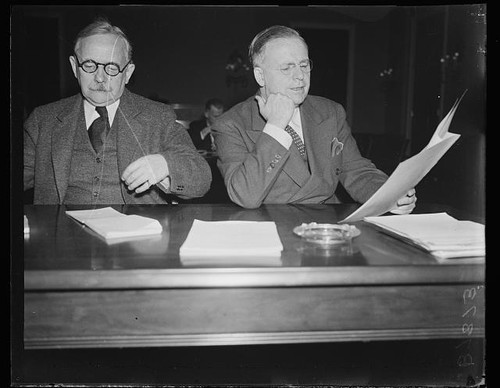 Foto harold ickes 1935 seduto - foto:harold,