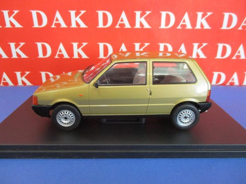 Die cast modellino auto - 1/24,