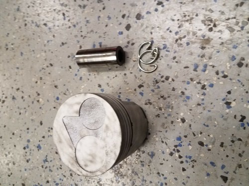 Kubota d722 std - std, piston