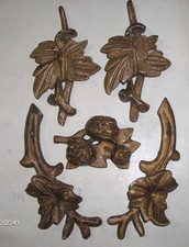 Lotto di 5  FREGI In Legno Dorato.