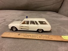 Ambulanza Solido Peugeot 504 n.23