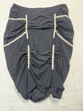 Gonna scultorea nera Ann