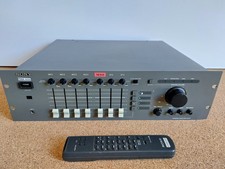 Sony Powered mixer SRP-X351P audio video ingresso XLR per rack 19" + telecomando