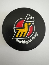 1974-75 Michigan Stags WHA B2
