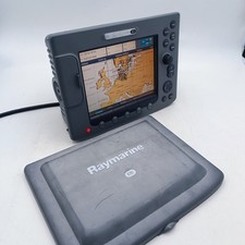 Raymarine E80 E02011 MFD Chartplotter Fishfinder Radar Sonar Classic Display