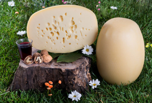 Kg caciocavallo - |,