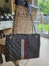 Borsa a tracolla GUESS nera