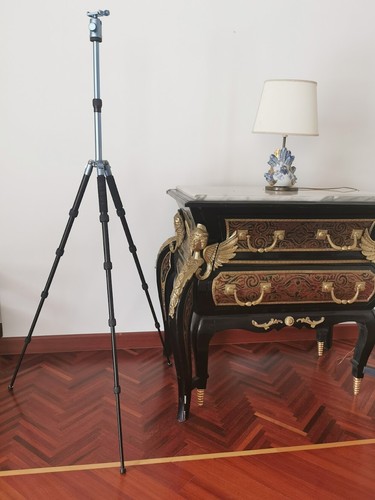 Cavalletto treppiede