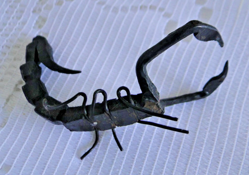 Scultura scorpione metallo - in,