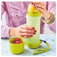 Tupperware Bottiglia  Fiaschetta Detox con spremi agrumi  e bicchiere 