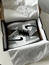 Nike Air Jordan 1 Mid Light