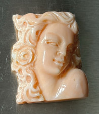 Cameo Corallo naturale "pelle d' angelo" dal Giappone