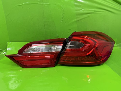Ford fiesta mk8 fanale - ford,