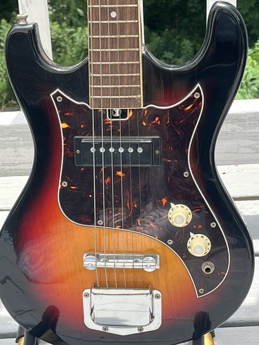 Chitarra elettrica vintage