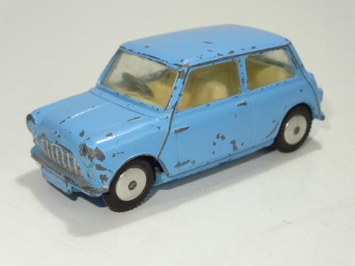 Corgi 226 morris - mini, minor