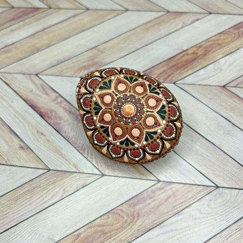 Pietra mandala rossa