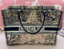 🎀Borsa a libro Christian