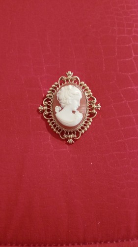 Spilla cammeo vintage avon - spilla,