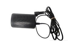 Pedale per macchina da cucire